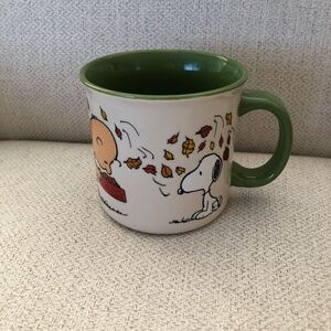 New Snoopy and Charlie Brown Be Giving Oversized Mug
